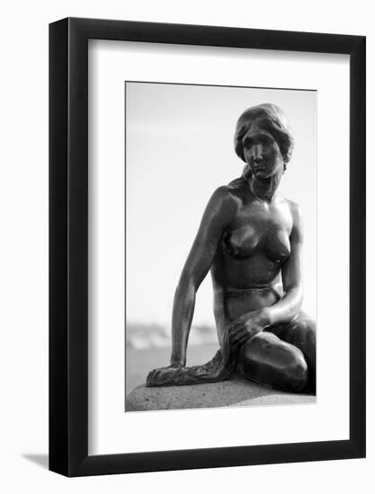 Black-And-White Picture of the Statue of the Little Mermaid in Copenhagen, Denmark, Scandinavia-Simon Montgomery-Framed Photographic Print