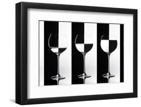 Black and White-Doris Reindl-Framed Photographic Print