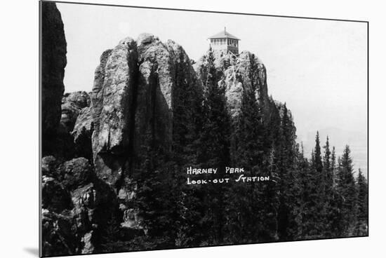 Black Hills Nat'l Forest, South Dakota - Harney Peak Look-out Station-Lantern Press-Mounted Art Print