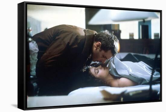 BLADE RUNNER, 1982 directed by RIDLEY SCOTT Harrison Ford and Sean Young (photo)-null-Framed Stretched Canvas