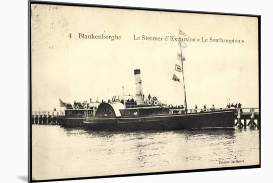 Blankenberghe, Steamer D'Excursion, Le Southampton-null-Mounted Giclee Print