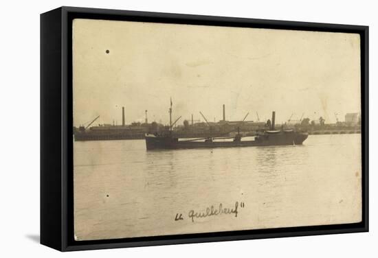 Blick Auf Den Tanker Le Quillebeuf, Hafen, Kräne-null-Framed Stretched Canvas
