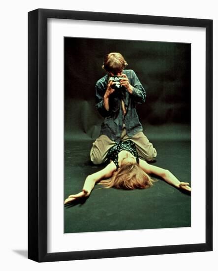 Blow-Up, David Hemmings, Verushka, 1966-null-Framed Photo