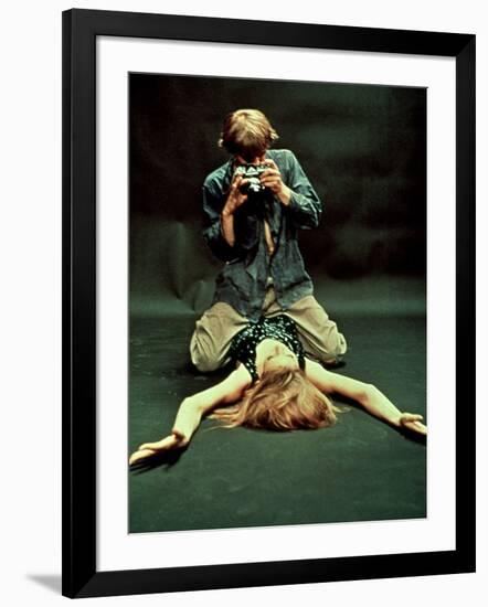 Blow-Up, David Hemmings, Verushka, 1966-null-Framed Photo