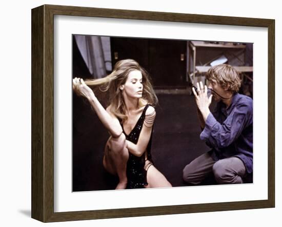 Blow-Up, Veruschka, David Hemmings, 1966-null-Framed Photo