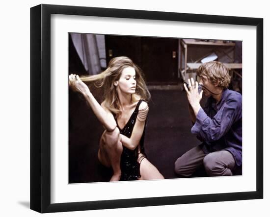 Blow-Up, Veruschka, David Hemmings, 1966-null-Framed Photo