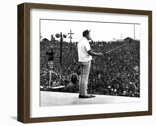 Bob Hope USO-Associated Press-Framed Premium Photographic Print