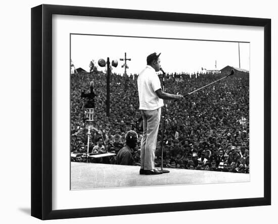Bob Hope USO-Associated Press-Framed Premium Photographic Print