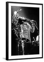 Bob Marley En Concert De Reggae Au Roxy, Los Angeles Le 26 Mai 1976-null-Framed Photo