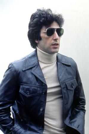 https://imgc.allpostersimages.com/img/posters/bobby-deerfield-by-sydney-pollack-with-al-pacino-1977-photo_u-L-Q1C28X50.jpg?artPerspective=n
