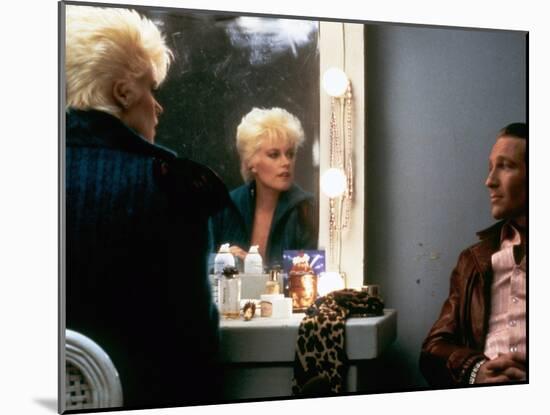 Body Double by BrianDePalma with Melanie Griffith and Graig Wasson, 1984 (photo)-null-Mounted Photo