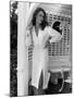 BODY HEAT, 1981 directed by LAWRENCE KASDAN Kathleen Turner (b/w photo)-null-Mounted Photo