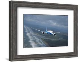 Boeing 787 Dreamliner-null-Framed Art Print