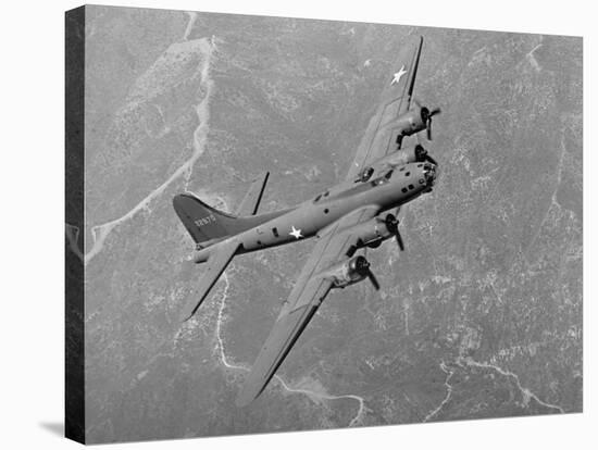 Boeing B-17F Flying Fortress-null-Stretched Canvas