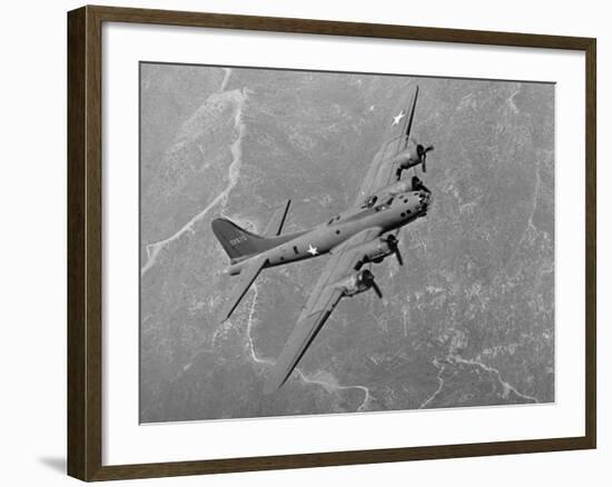 Boeing B-17F Flying Fortress-null-Framed Photographic Print