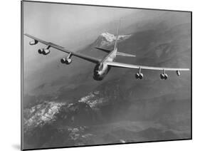 Boeing B-52 Stratofortress in Flight-null-Mounted Photographic Print