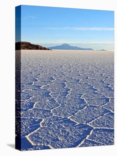 Bolivia, Potosi Department, Daniel Campos Province, View of the Salar de Uyuni, the largest salt fl-Karol Kozlowski-Stretched Canvas