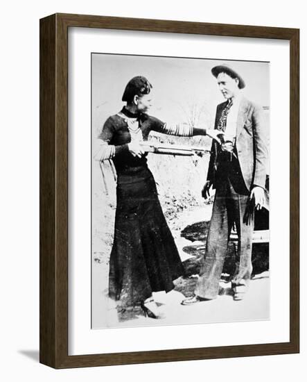 Bonnie and Clyde, 1934-null-Framed Giclee Print