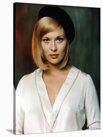 Bonnie and Clyde 1967 Directed by Arthur Penn Faye Dunaway-null-Stretched Canvas