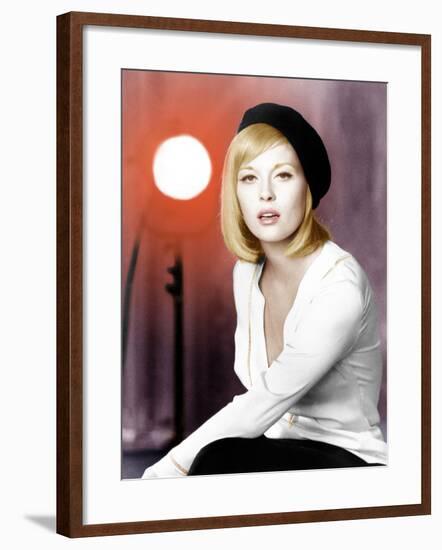 Bonnie and Clyde, Faye Dunaway, 1967-null-Framed Photo