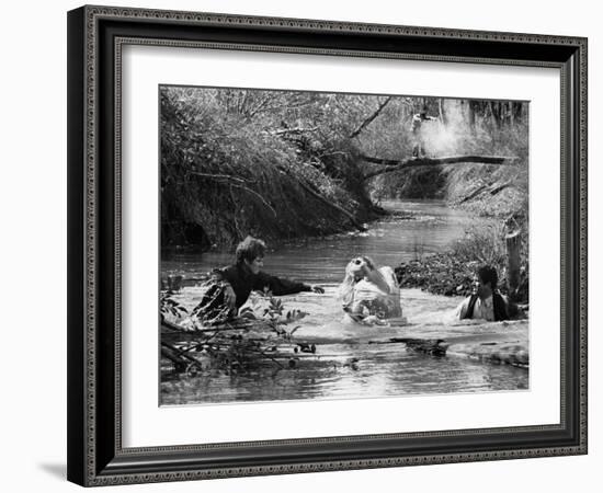 Bonnie and Clyde-null-Framed Photo