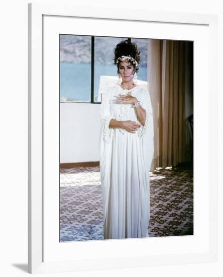 BOOM !, 1968 directed by JOSEPH LOSEY Elizabeth Taylor (photo)-null-Framed Photo