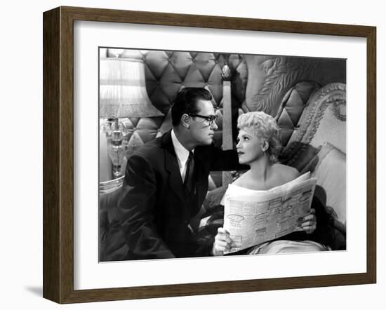 Born Yesterday, William Holden, Judy Holliday, 1950-null-Framed Photo