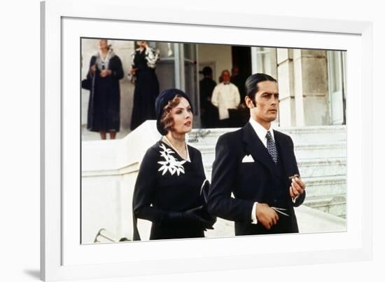 Borsalino by Jacques Deray with Corinne Marchand and Alain Delon, 1970 (photo)-null-Framed Photo