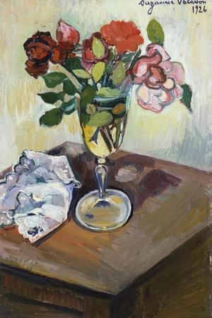 https://imgc.allpostersimages.com/img/posters/bouquet-of-roses-in-a-glass-1926_u-L-Q1I8HKV0.jpg?artPerspective=n