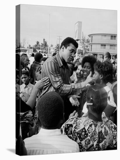 Boxer Muhammad Ali with Fans before Bout with Joe Frazier-John Shearer-Stretched Canvas