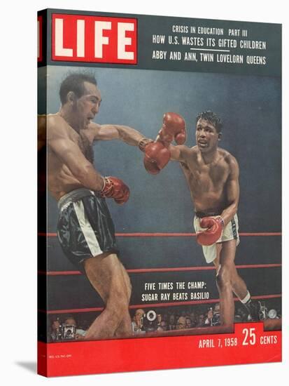 Boxers Carmen Basilio and Sugar Ray Robinson in Action, April 7, 1958-George Silk-Stretched Canvas