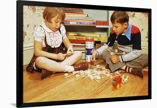 Boy and Girl Playing with Tinkertoys-William P. Gottlieb-Framed Photographic Print