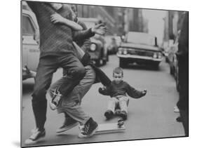 Boys Skateboarding in the Streets-Bill Eppridge-Mounted Photographic Print