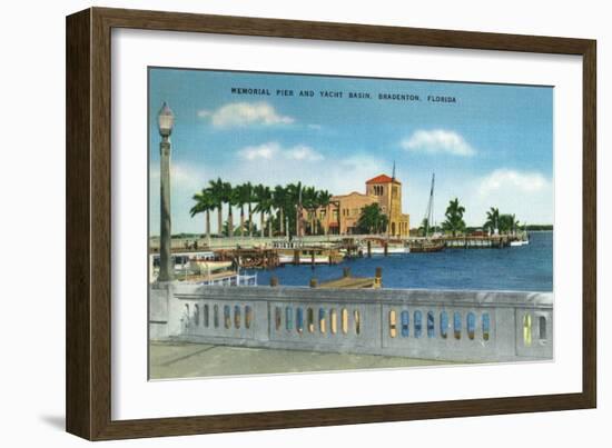 Bradenton, Florida - Memorial Pier and Yacht Basin View-Lantern Press-Framed Art Print