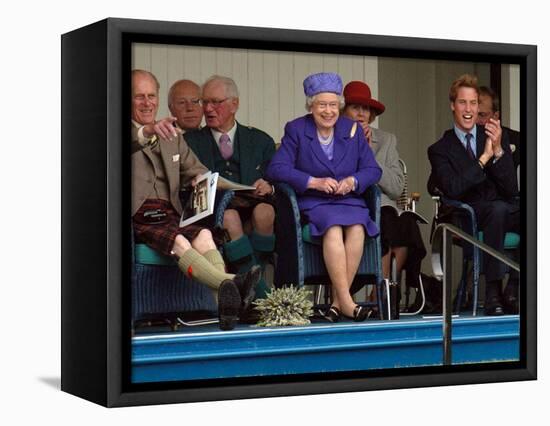 BRAEMAR ROYAL HIGHLAND GATHERING 2005, THE DUKE OF EDINBURGH, THE QUEEN & PRINCE WILLIAM ENJOY THE -null-Framed Stretched Canvas
