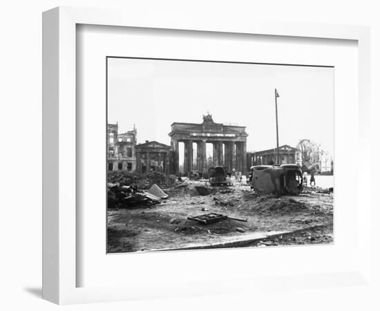 Brandenburg Gate, Berlin 1945-null-Framed Photographic Print