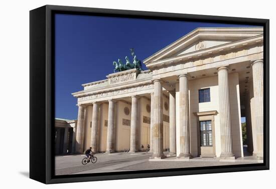 Brandenburg Gate (Brandenburger Tor), Pariser Platz square, Berlin Mitte, Berlin, Germany, Europe-Markus Lange-Framed Stretched Canvas