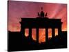 Brandenburg Gate, Unter Den Linden, Berlin, Germany-Dave Bartruff-Stretched Canvas