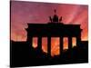 Brandenburg Gate, Unter Den Linden, Berlin, Germany-Dave Bartruff-Stretched Canvas