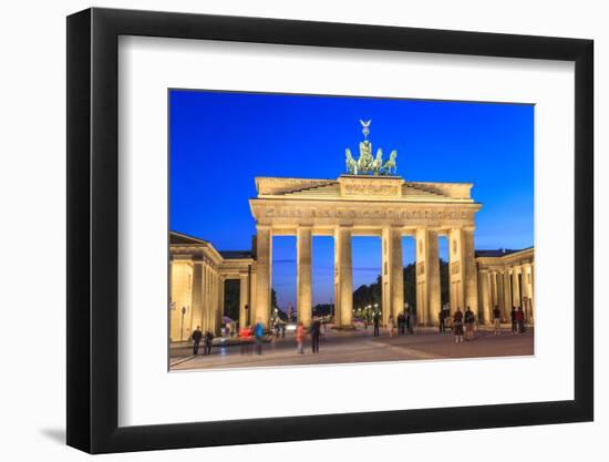 Brandenburg Gate-noppasin wongchum-Framed Photographic Print