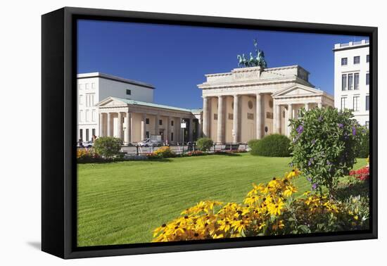 Brandenburger Tor (Brandenburg Gate), Pariser Platz Square, Berlin Mitte, Berlin, Germany, Europe-Markus Lange-Framed Stretched Canvas