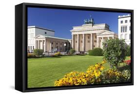 Brandenburger Tor (Brandenburg Gate), Pariser Platz Square, Berlin Mitte, Berlin, Germany, Europe-Markus Lange-Framed Stretched Canvas