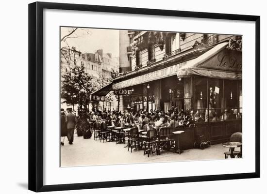 Brasserie Cafe Du Dome, Paris, 1920-null-Framed Giclee Print