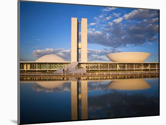 Brazil, Distrito Federal-Brasilia, Brasilia, National Congress of Brazil-Jane Sweeney-Mounted Photographic Print
