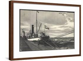 Bre Dötlingen, Blick Zur Pier, Seemann, Schiff-null-Framed Giclee Print