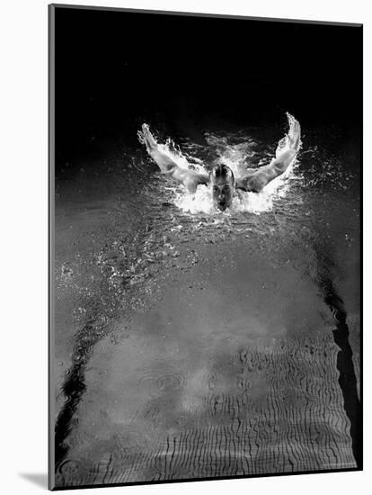 Breast Stroke Champion of Joe Verdeur Doing Butterfly Stroke-Gjon Mili-Mounted Photographic Print