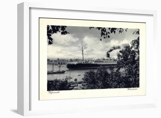 Bremen Vegesack, Dampfer Auf Der Weser-null-Framed Giclee Print