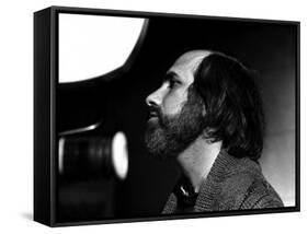 Brian by Palma sur le tournage du film Blow Out en, 1981 (b/w photo)-null-Framed Stretched Canvas