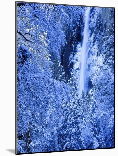 Bridal Vel Falls, Yosemite National Park, California, USA-Scott Smith-Mounted Photographic Print