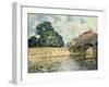 Bridge at Hampton Court, 1874-Alfred Sisley-Framed Giclee Print